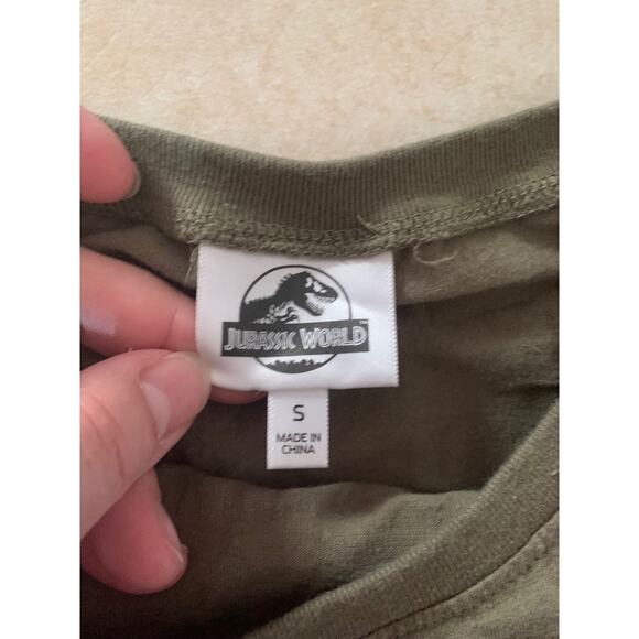 Universal studios Jurassic park woman’s small crop lace front green short sleev - Picture 4 of 9